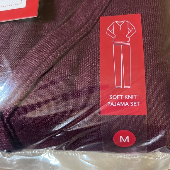 Candy cane Christmas pajama set - Picture 3 of 4